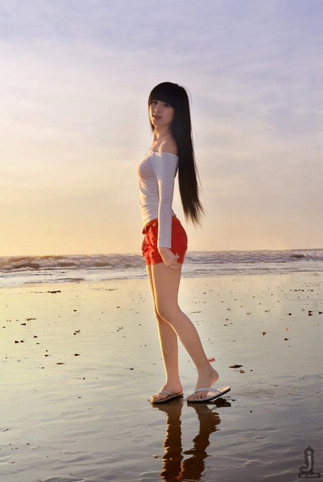 丰满女人裸做爰视频